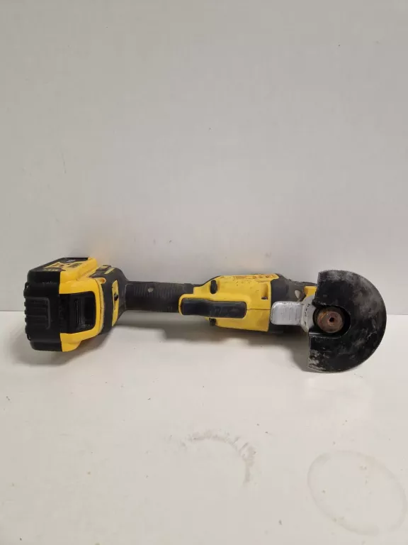 NARZĘDZIE WIELOFUNKCYJNE DEWALT DCS356