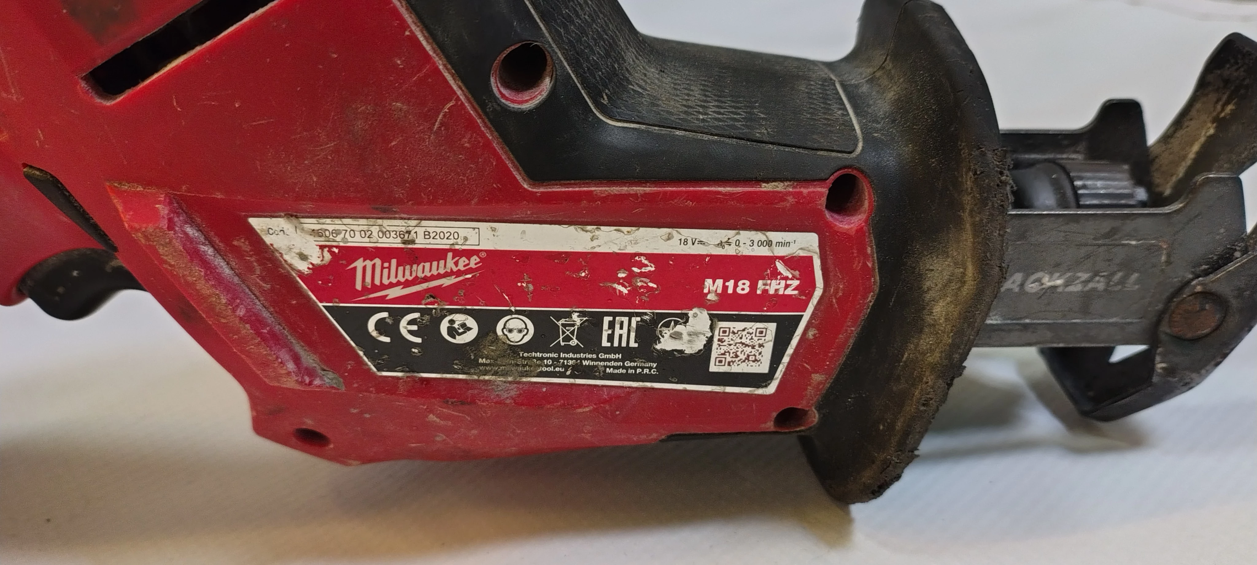 pila-szablasta-milwaukee-m18-fhz-aku-50h-kod-producenta-4933459885