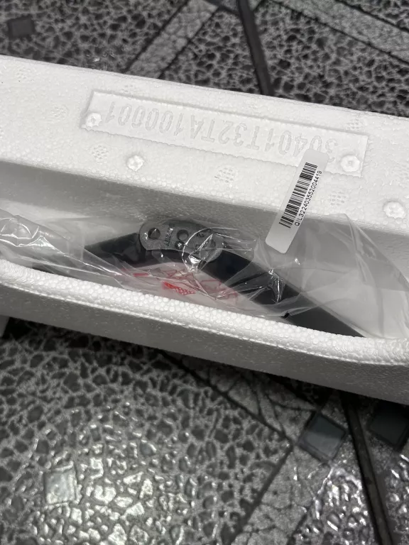 telewizor-smart-tv-qilive-q32hs231-32-wifi-hd-tv-nowy-typ-telewizora-211486-250142