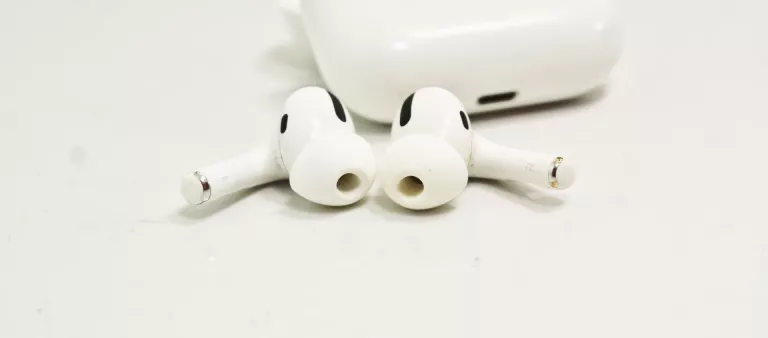 AIRPODS PRO 1