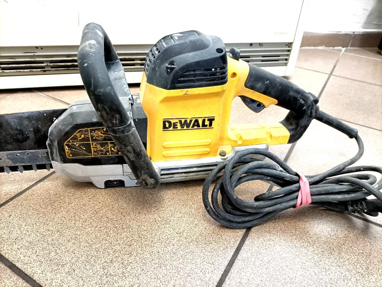 PIŁA SZABLASTA ALIGATOR DEWALT DWE397