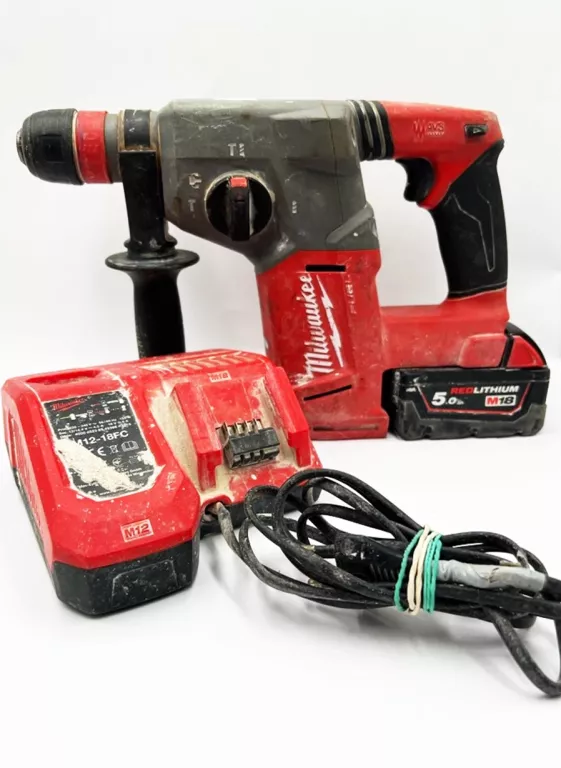 MŁOTOWIERTARKA MILWAUKEE M18 CHX + ŁADOWARKA + AKUMULATOR