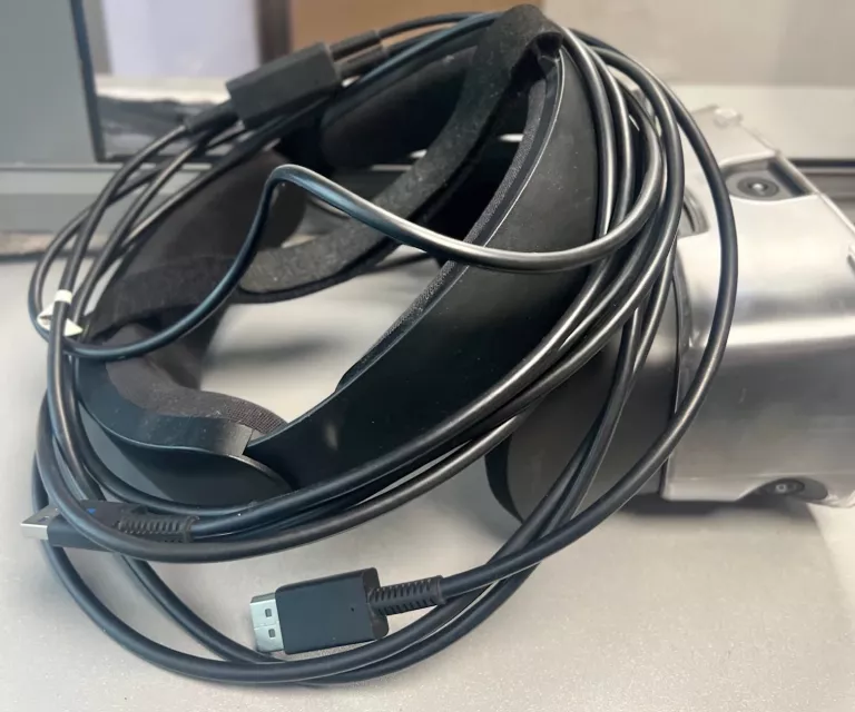 VR OCULUS RIFT S ZESTAW