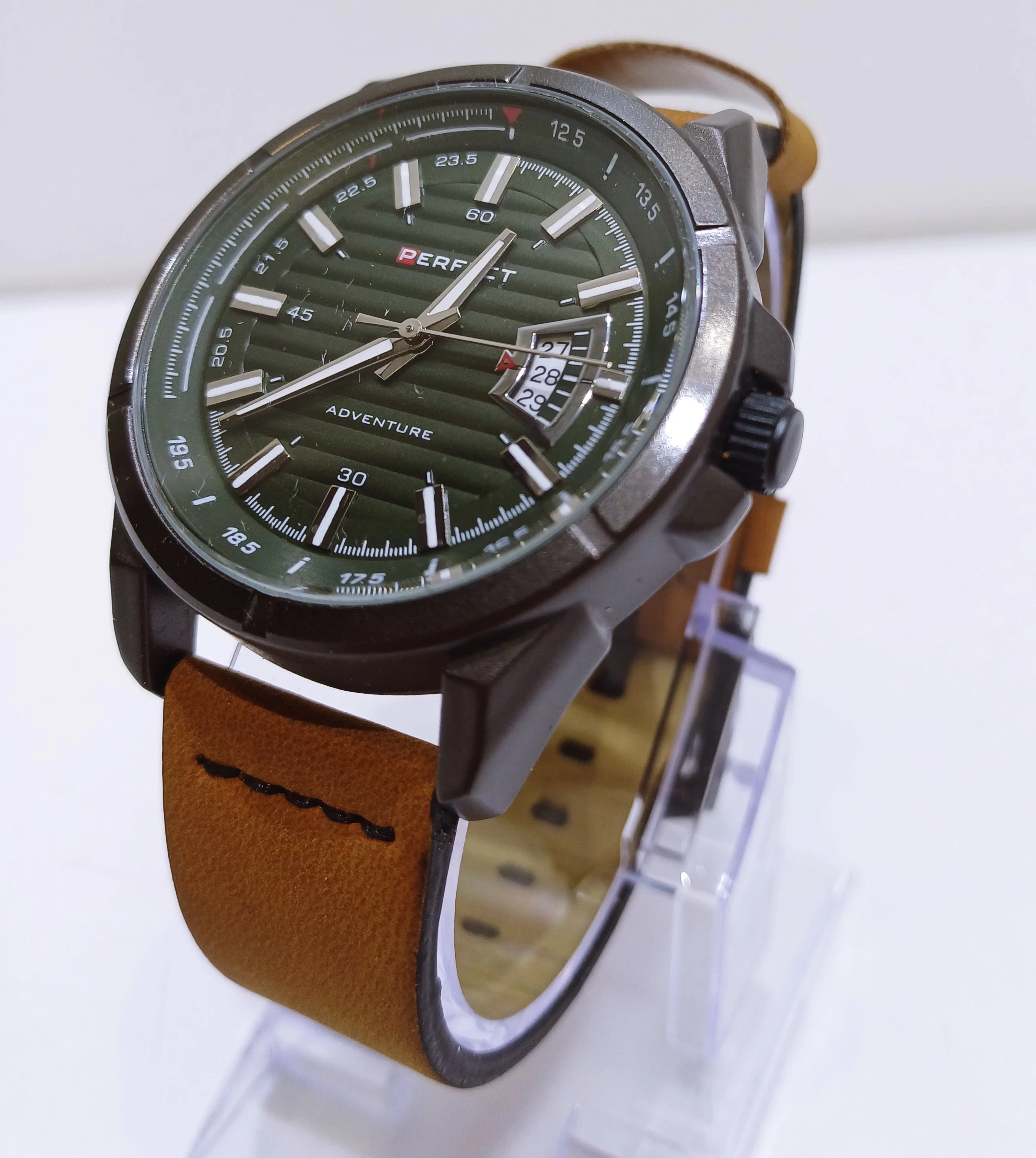 zegarek-meski-perfect-adventure-w102-material-paska-129219-8