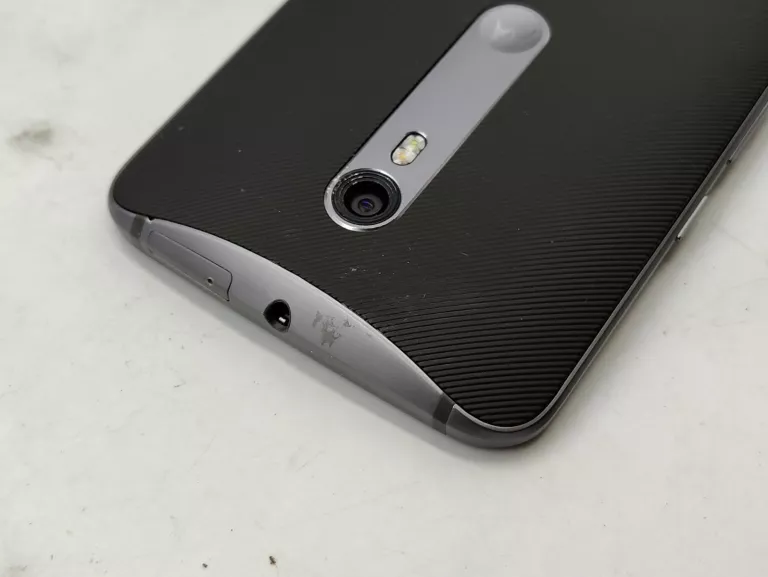 TELEFON MOTOROLA X STYLE 3/32GB