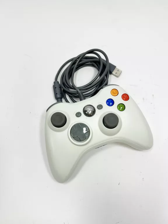 PAD DO XBOXA 360 PRZEWODOWY (NIEORYGINALNY)