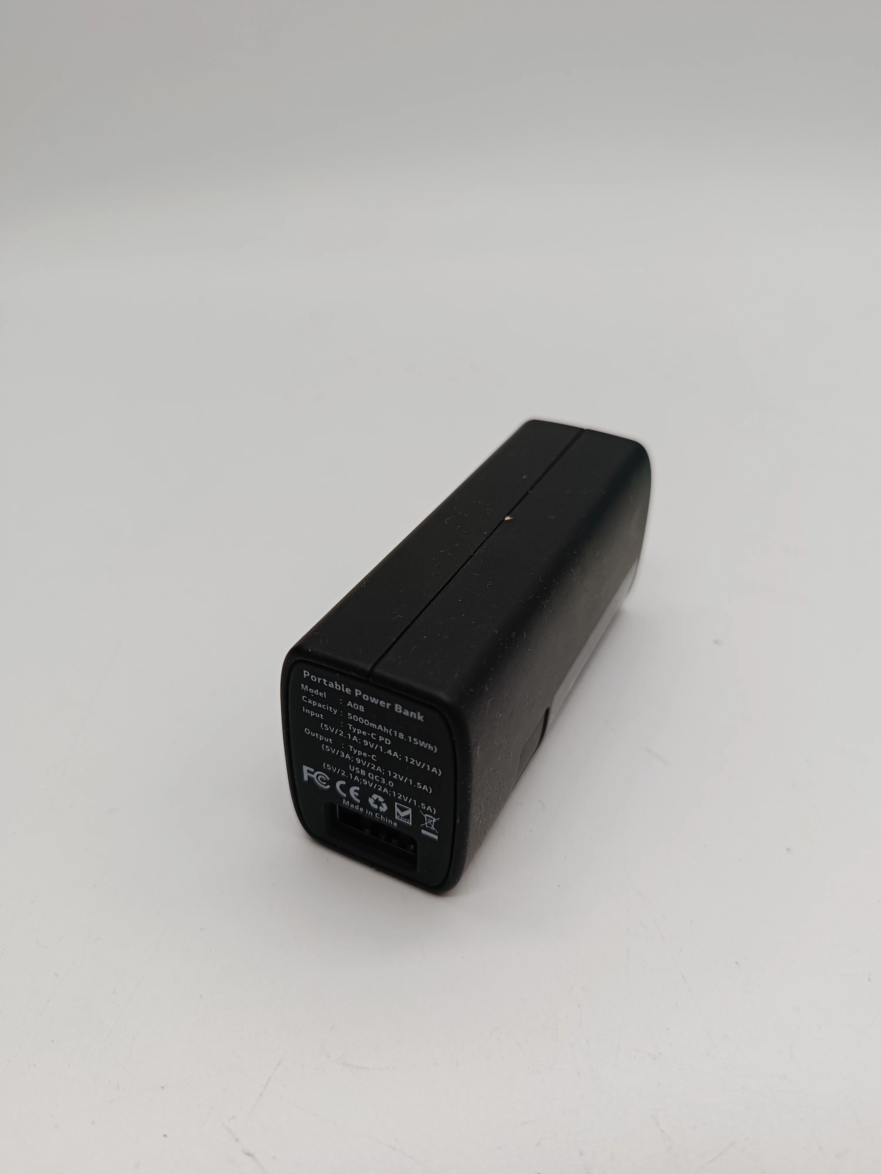 lg-powerbank-a08-5000mah-ean-gtin-8164772470514