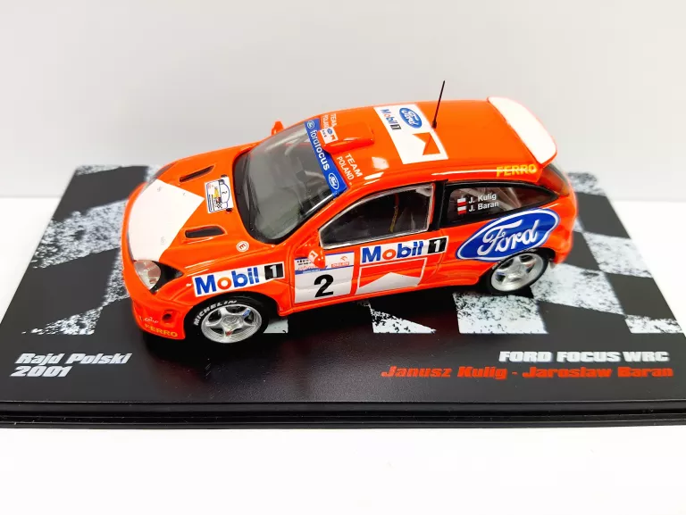 23) FORD FOCUS WRC KULIG/BARAN RAJD POLSKI 2001 RALLY CARS DEAGOSTINI 1:43