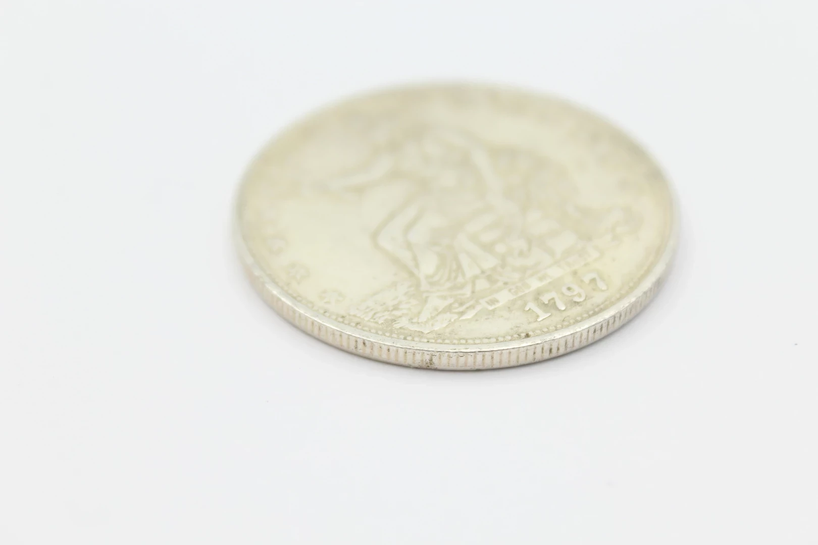 srebrna-moneta-trade-dollar-1797-kopia-oryginalnosc-249774-1736943