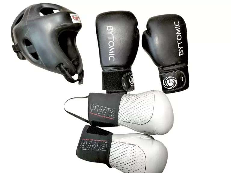 RĘKAWICE BOKSERSKIE DECATHLON+RĘKAWICE BOKSERSKIE BYTOMIC+KASK TOP TEN