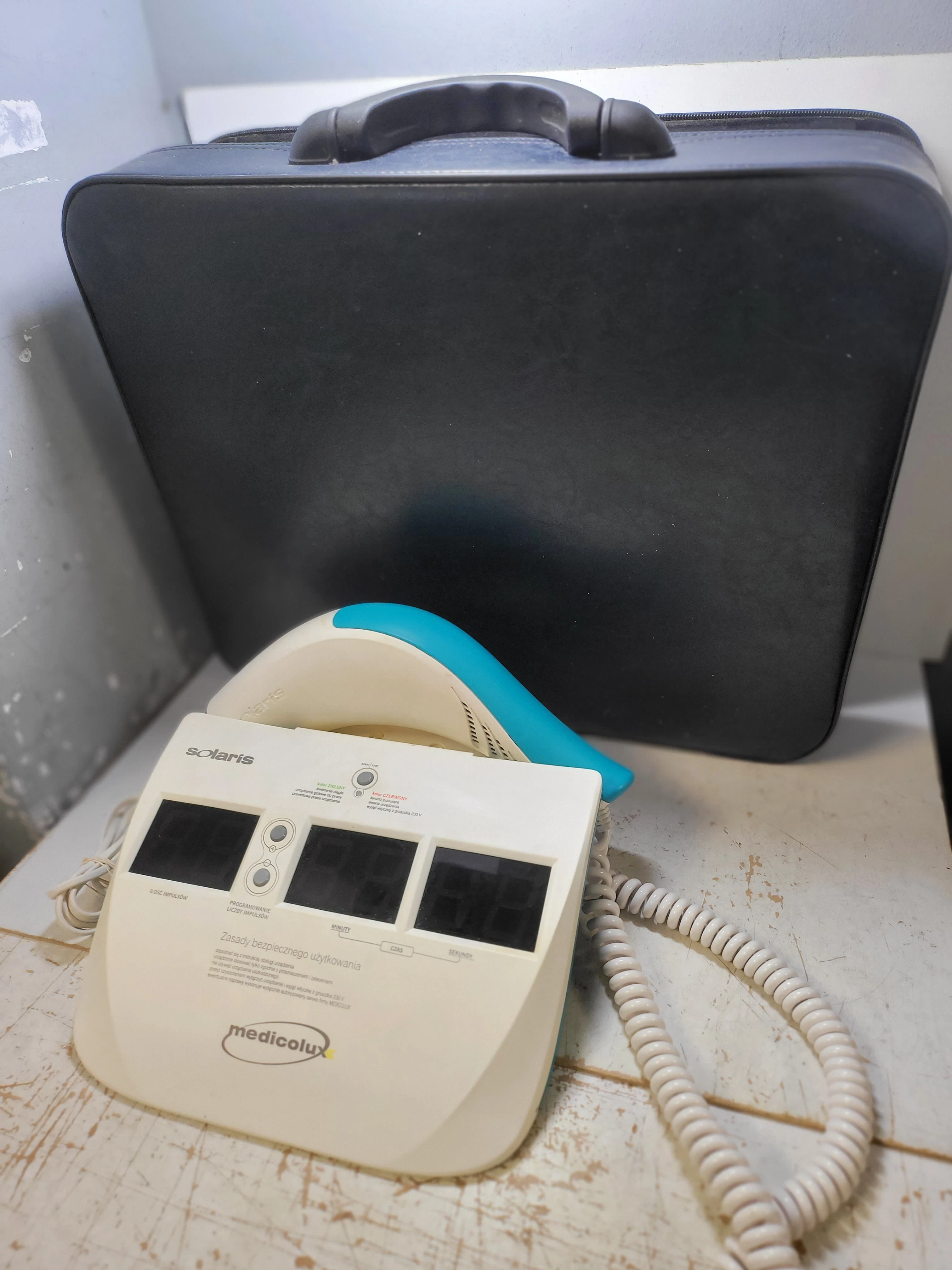 lampa-lecznicza-medicolux-solaris-osiedle-niepodleglosci-1-krakow