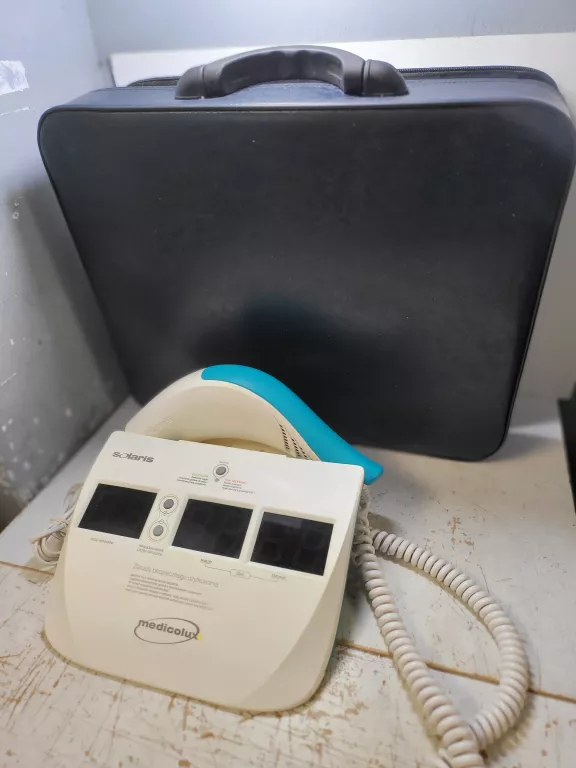 lampa-lecznicza-medicolux-solaris-osiedle-niepodleglosci-1-krakow