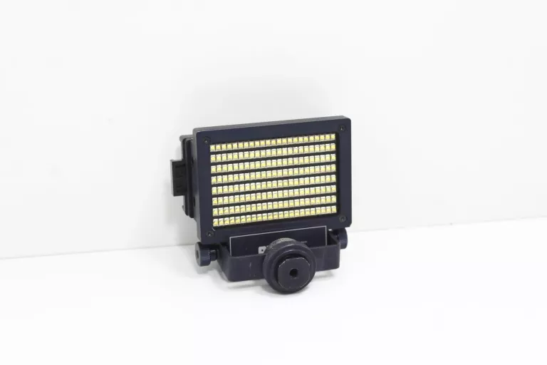 LAMPA LED NAKAMEROWA AKURAT LL2120