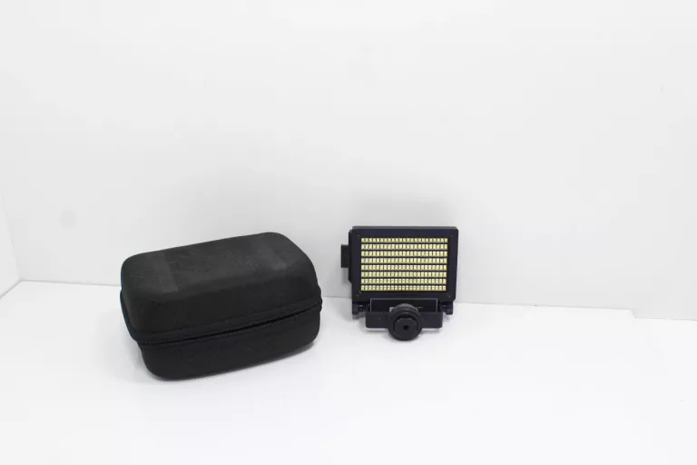 LAMPA LED NAKAMEROWA AKURAT LL2120