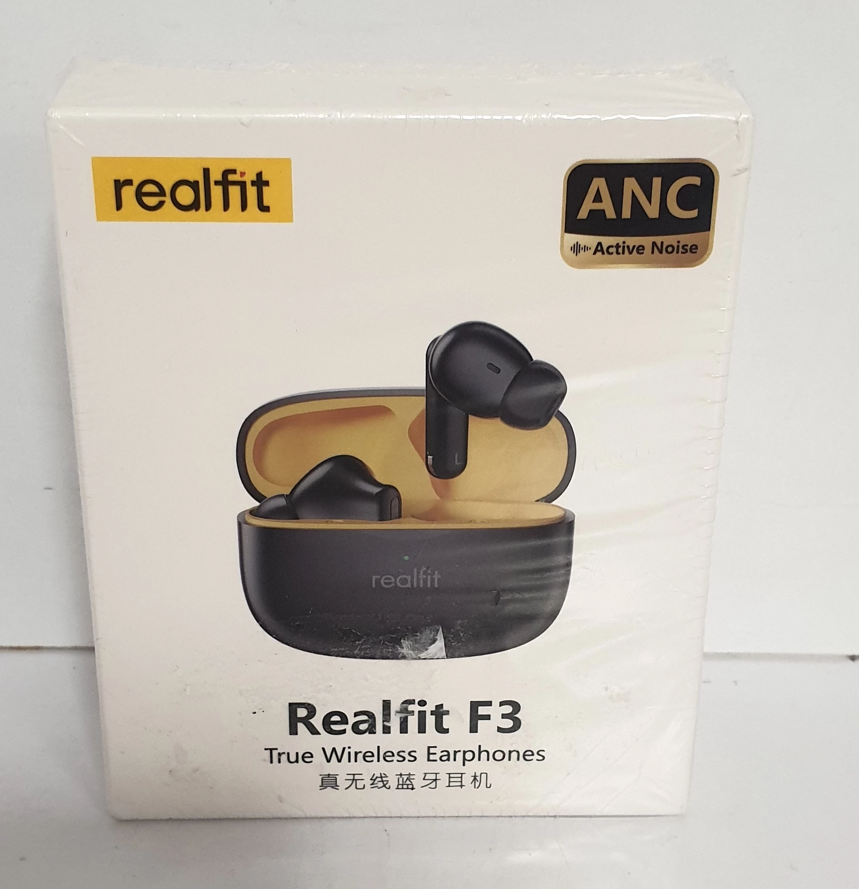 sluchawki-bezprzewodowe-realfit-f3-z-etui-ladujacym-bazylianska-4j-warszawa