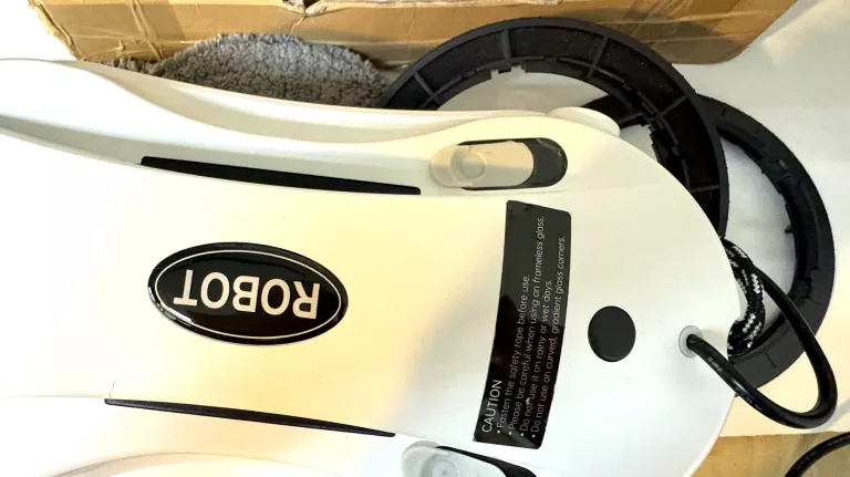 ROBOT SPRZĄTAJĄCY DO MYCIA OKIEN DC24V KOMPLET