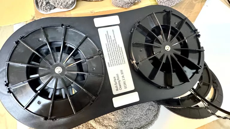 ROBOT SPRZĄTAJĄCY DO MYCIA OKIEN DC24V KOMPLET