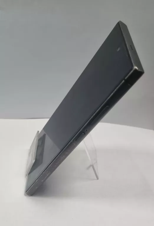 TELEFON Z ANDROIDEM