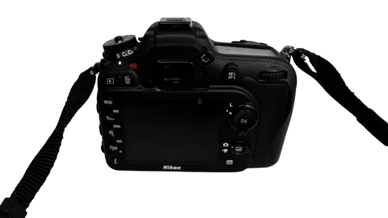APARAT NIKON D7100 + OBIEKTYW NIKKOR 18-140 KOMPLET