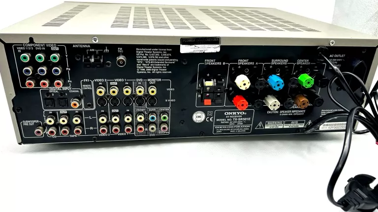 AMPLITUNER ONKYO TX-SR501E Z PILOTEM ZADBANY