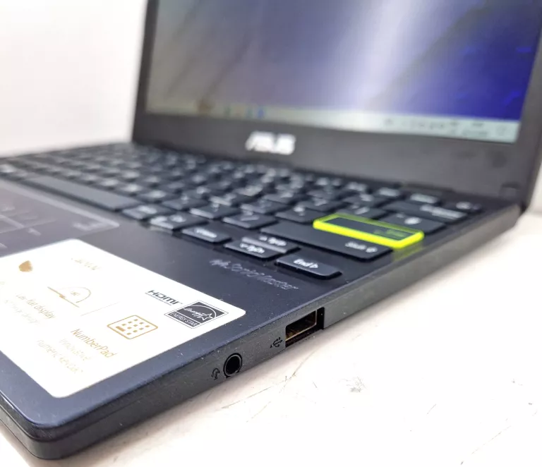 LAPTOP ASUS E210M CELERON N4020 1,1GHZ 4/64GB + ZASILACZ