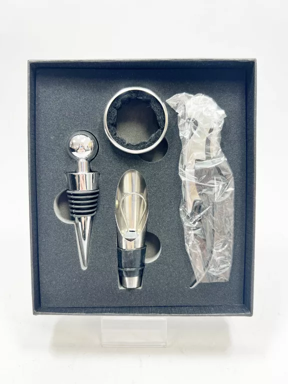 zestaw-akcesoriow-do-wina-ze-stali-nierdzewnej-ean-gtin-0651637712936