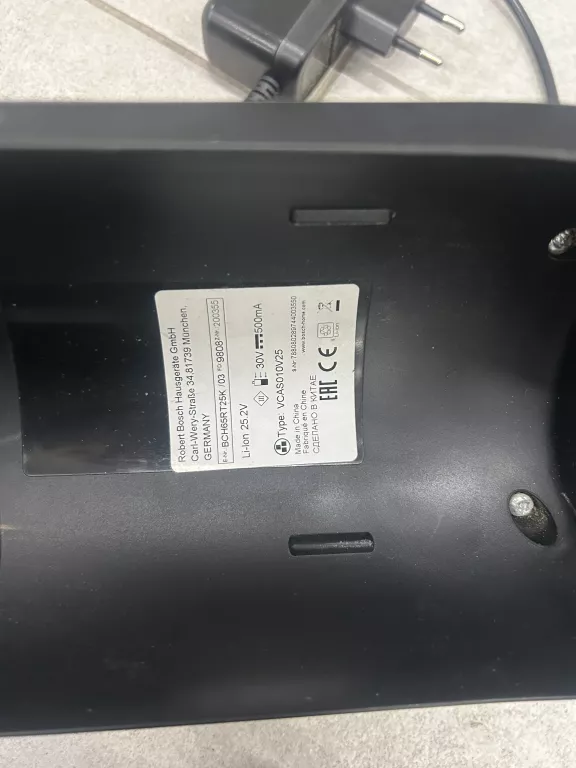 ODKURZACZ PIONOWY BOSCH ATHLET BCH65RT25K ZASILACZ