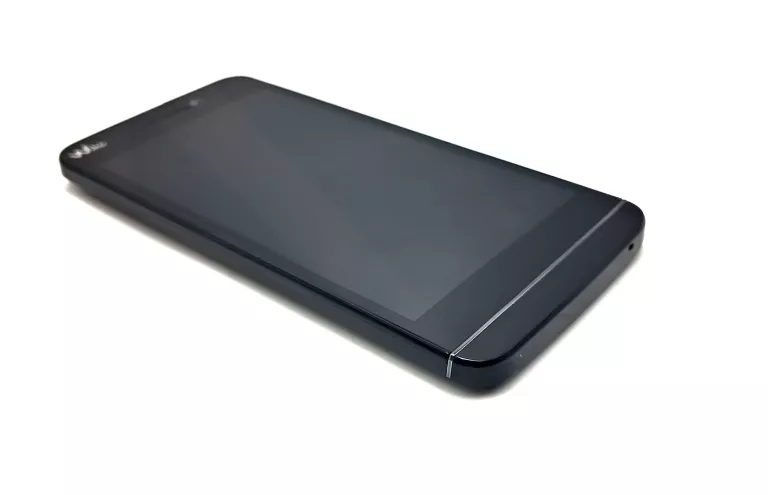 SMARTFON WIKO WAX