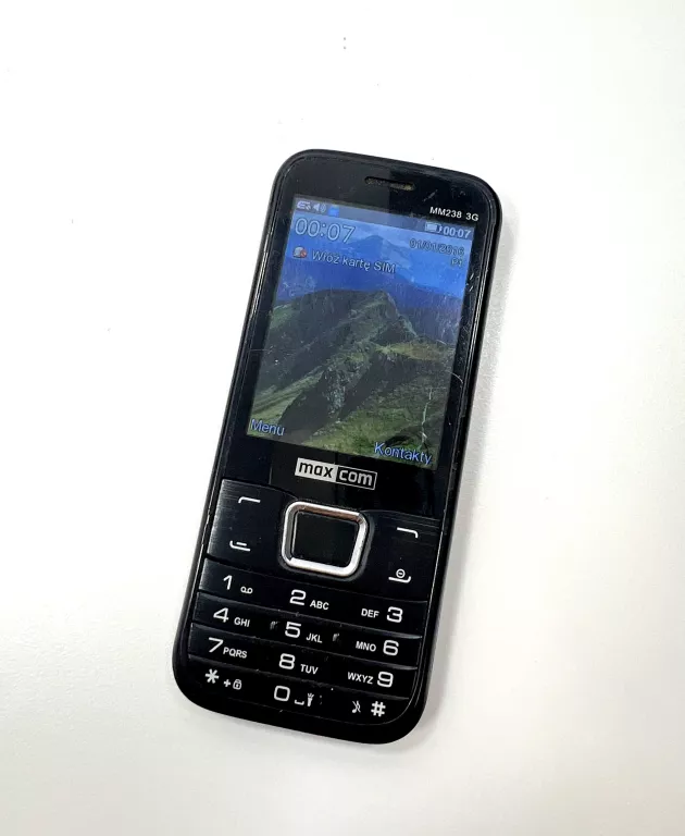 TELEFON MAXCOM MM238 3G BEZ SIM LOCKA