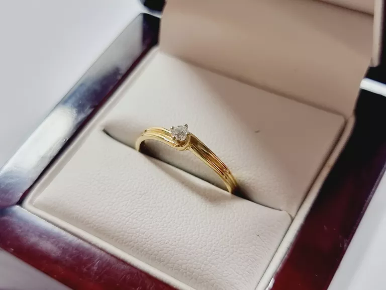 zloty-pierscionek-z-brylantem-w145-pr-585-stan-11323-2