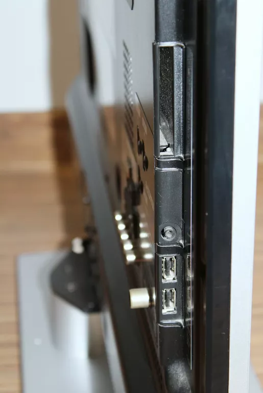 TELEWIZOR PANASONIC TX-L32E6E FULL HD