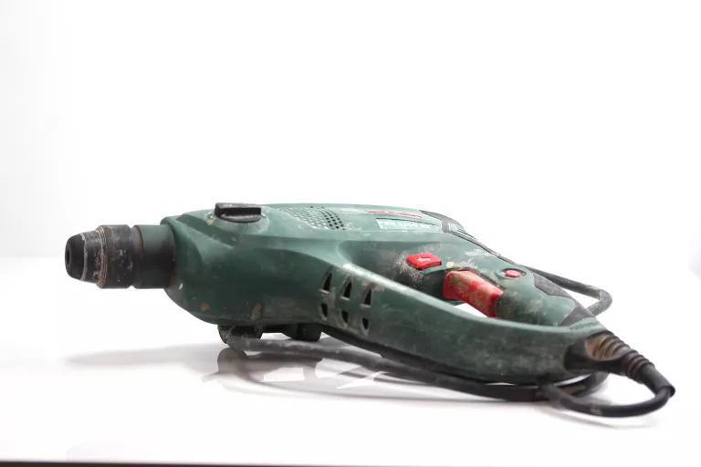 MŁOTOWIERTARKA BOSCH PBH 2100 RE