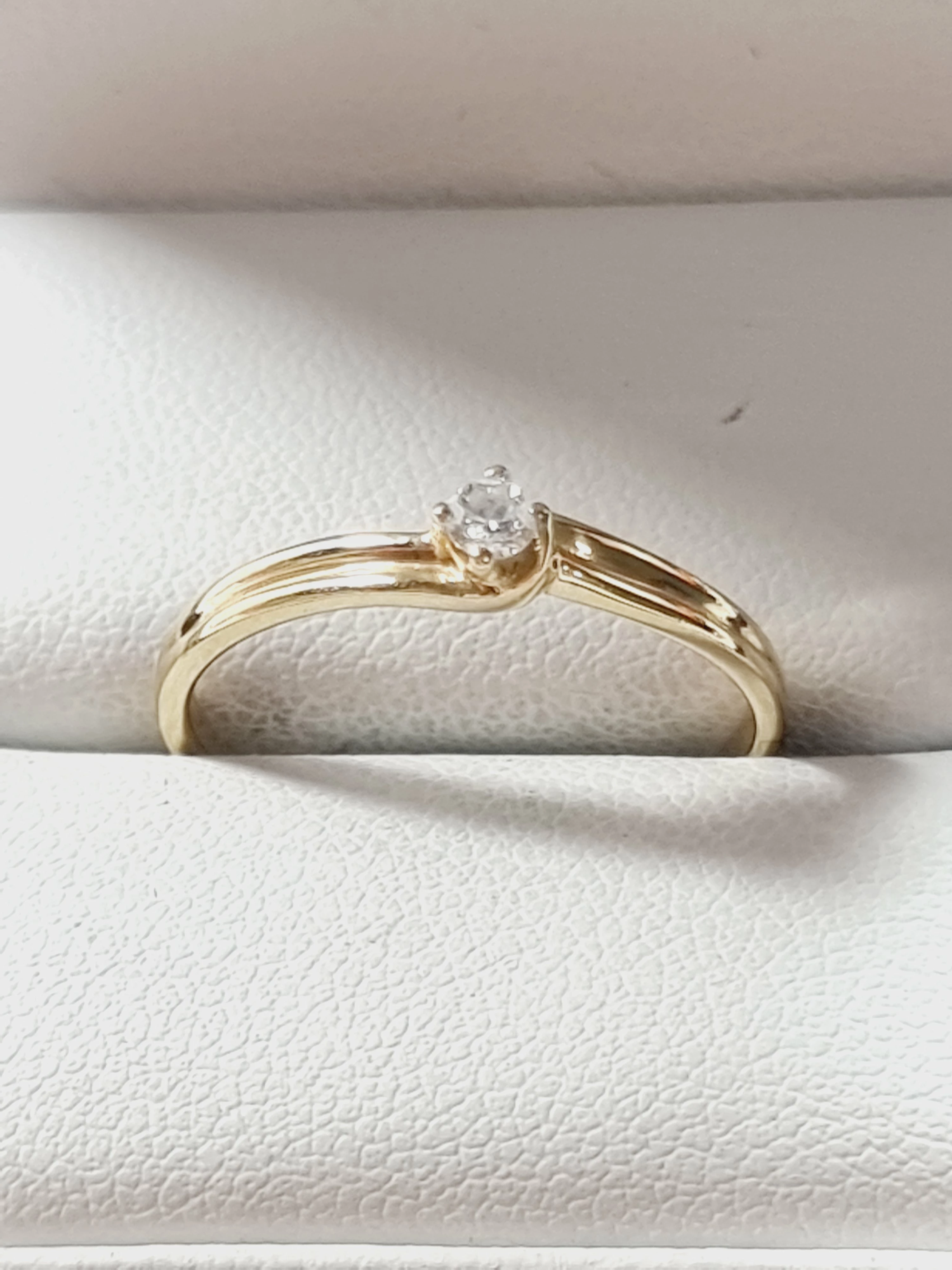 zloty-pierscionek-z-brylantem-w145-pr-585-rozmiarsrednica-wew-mm-372-847682