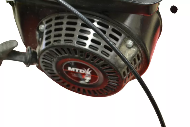 WERTYKULATOR SPALINOWY MTD OPTIMA 38 VO AERATOR 6,5KM