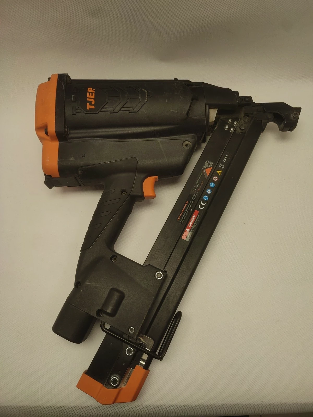 gwozdziarka-gazowa-tjep-ka-4060-gas-3g-stan-11323-2