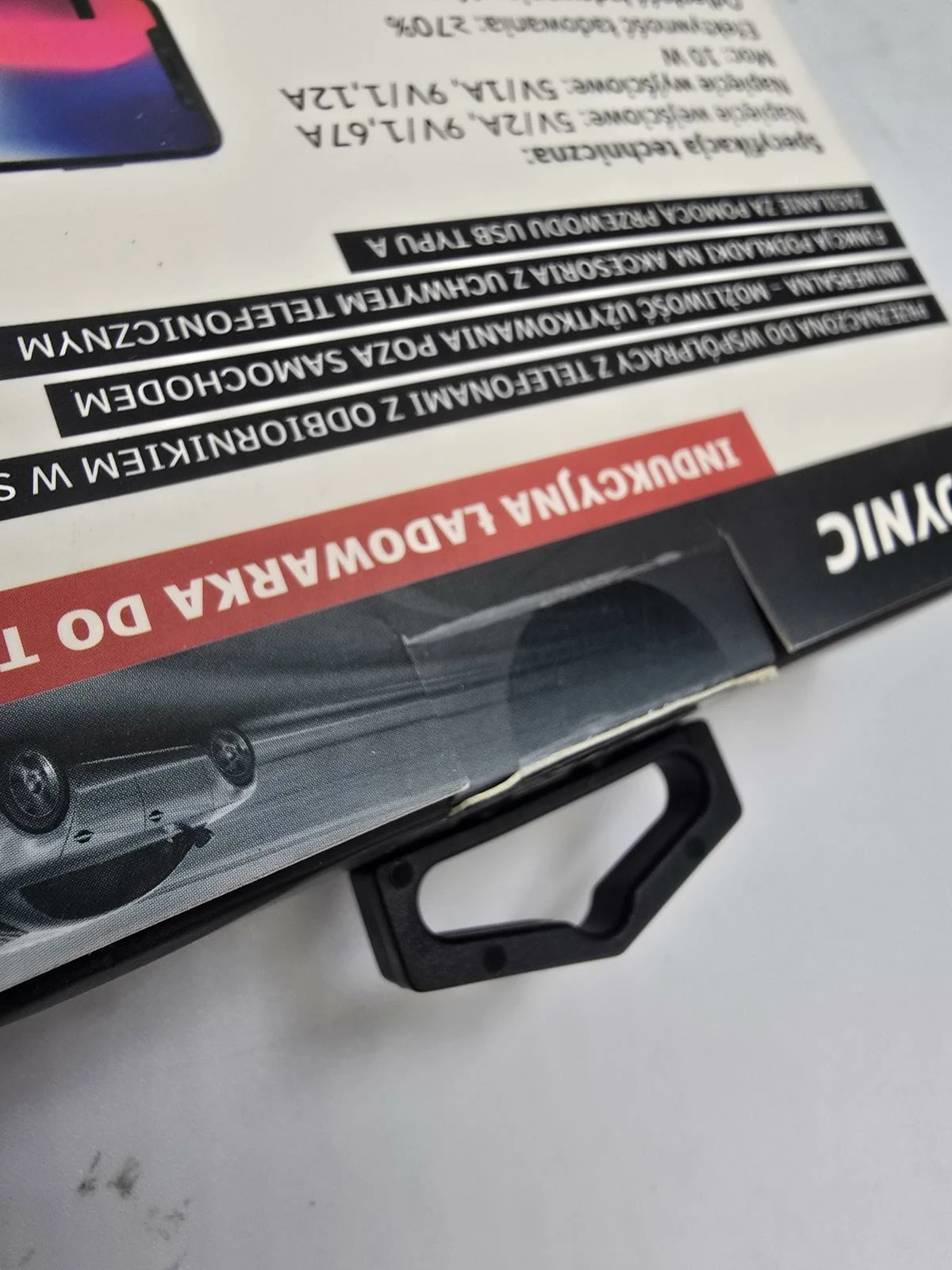 indukcyjna-ladowarka-do-telefonu-dynic-10w-stan-11323-2
