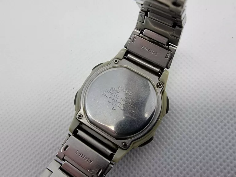 ZEGAREK CASIO W-211
