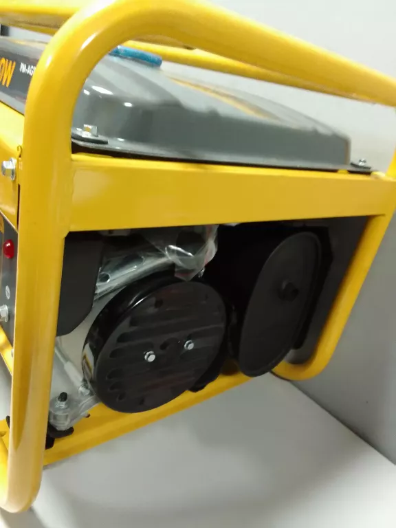 AGREGAT POWERMAT 3000 W PM-AGR-3000-S AVR