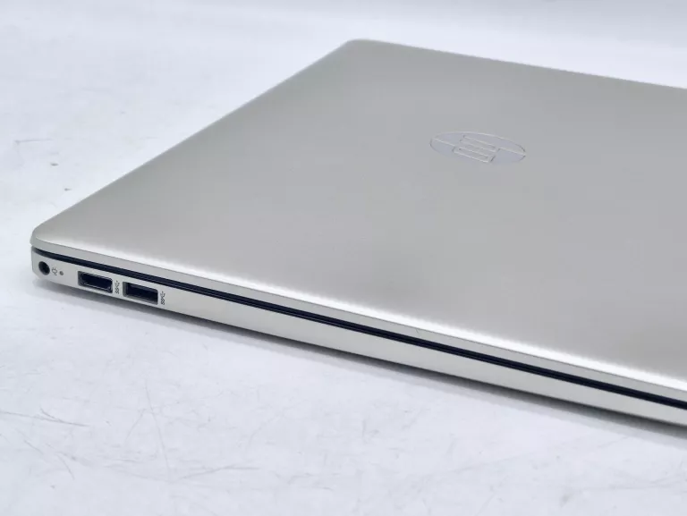 LAPTOP HP 15S-FQ1057NW I5-1035G1/16GB RAM/SSD 1TB/WIN10 HOME