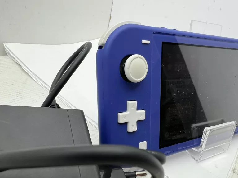 KONSOLA NINTENDO SWITCH LITE +  SŁUCHAWKI + ŁAD