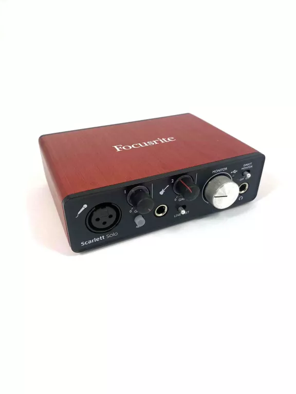 INTERFEJS FOCUSRITE SCARLETT SOLO 4TH GEN KOMPLET