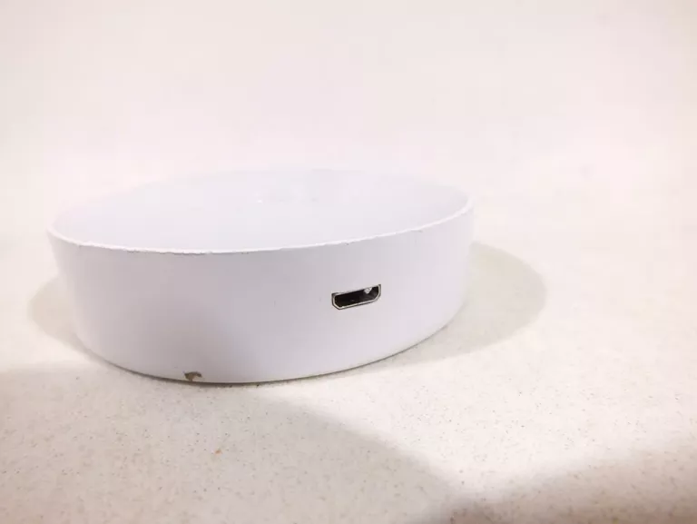 LAMPA SMART SENSOR LED PUD