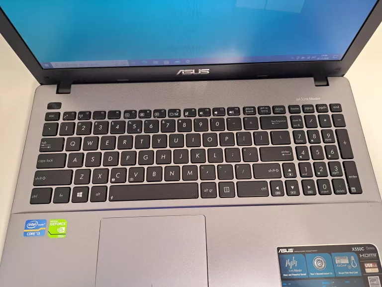 LAPTOP ASUS X550C 4GB/500GB HDD/I3/WIN10/NVIDIA GT 720M