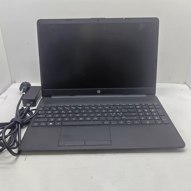 LAPTOP HP 15 DW +ZASILACZ