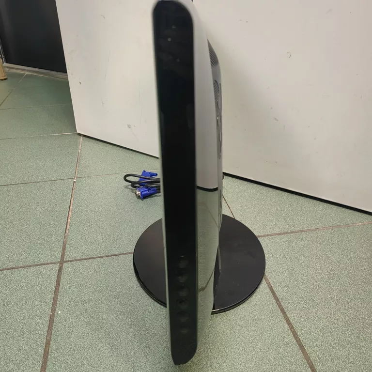 MONITOR SAMSUNG 2233SN