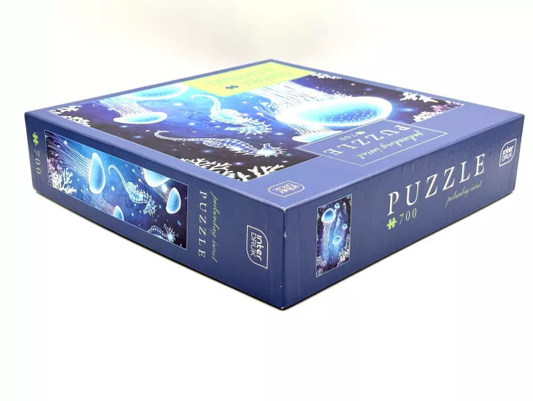 PUZZLE ŚWIECĄCE W CIEMNOŚCI 700 PODWODNY ŚWIAT P15521 INTERDRUK 48 X 68 CM