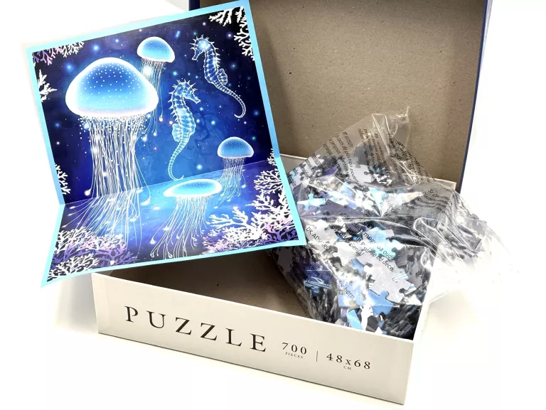 PUZZLE ŚWIECĄCE W CIEMNOŚCI 700 PODWODNY ŚWIAT P15521 INTERDRUK 48 X 68 CM
