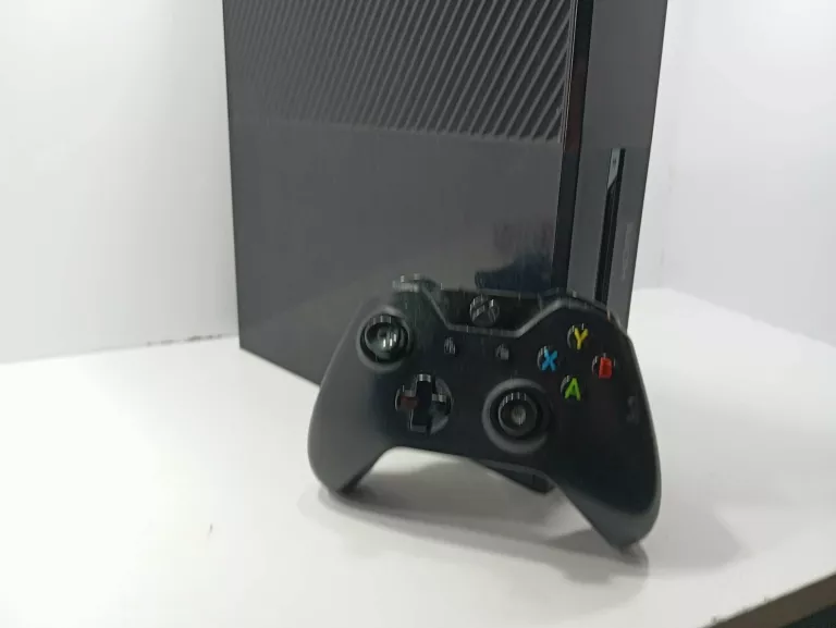 KONSOLA XBOX ONE FAT 1 PAD