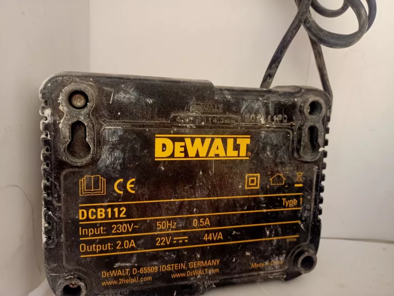 LASER KRZYŻOWY DEWALT DCE089G + AKUMULATOR CZERWONY LASER W SKRZYNCE