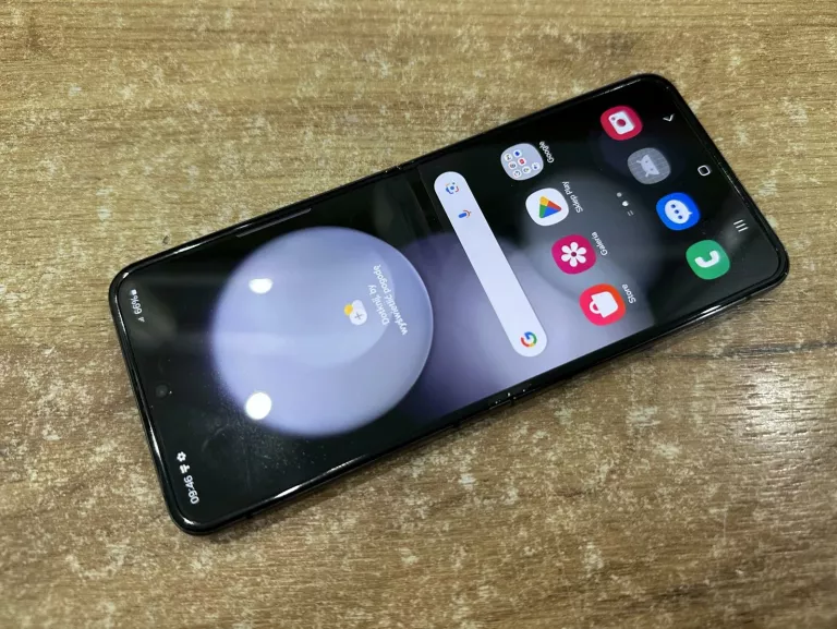 SAMSUNG GALAXY Z FLIP 5 KARTON GWARANCJA MEDIA EXPERT